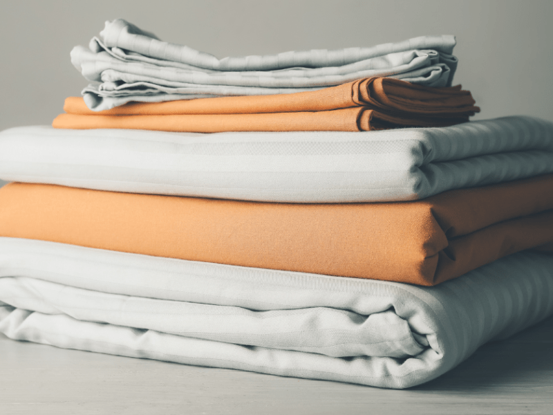 eBay Buying Guide: What to Look for in Gently Used&nbsp;Bedding